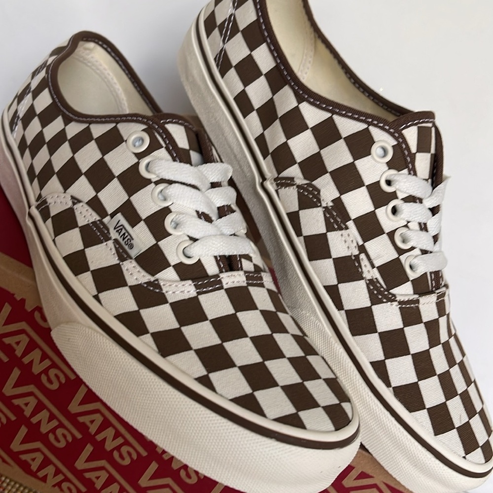 Vans WMNS Authentic Checkerboard Brown
VN000BW5BRO
SNEAKERS - Picture 7 of 16